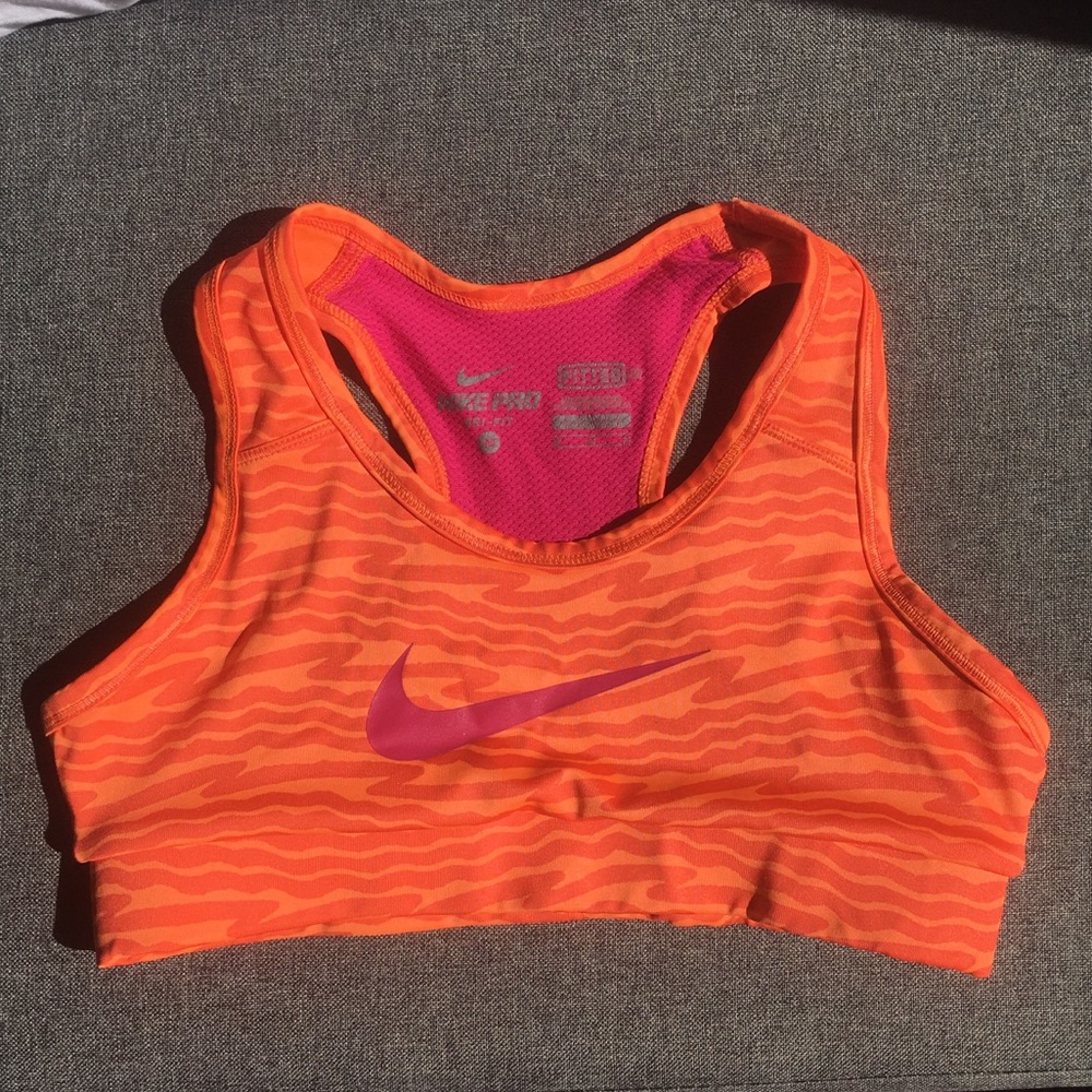 Nike pro dri-fit sports bra